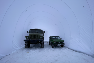 бескаркасная палатка для ремонта